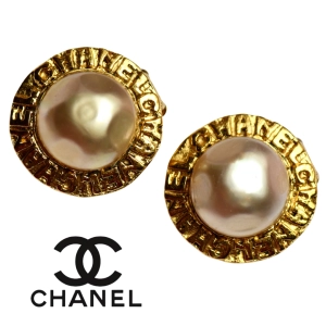 Eleganckie klipsy CHANEL